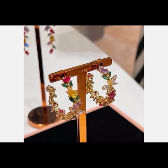 Kate ks Spade Greenhouse Floral Hoops Earrings Flower Crystal cluster - Picture 10 of 13